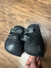 Load image into Gallery viewer, Veredus Hind boots
