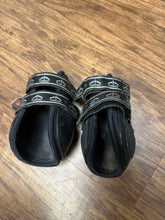 Load image into Gallery viewer, Veredus Hind boots
