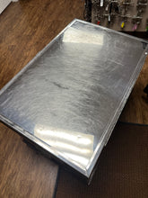 Load image into Gallery viewer, McGuinn trunk
