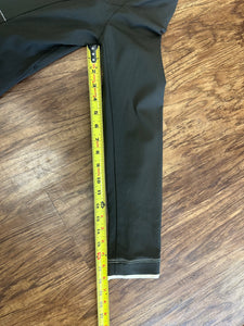 8 CA OLIVE