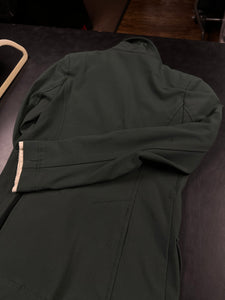CA jkt green