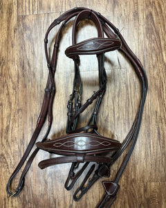 Dyon bridle with reins