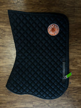 Load image into Gallery viewer, Hermes Pad &amp; Bonnet

