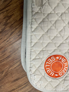 White Hermès pad